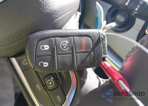 2025 Jeep Compass Limited 4X4 из США, поврежденный, VIN 3C4NJDCN5ST613481